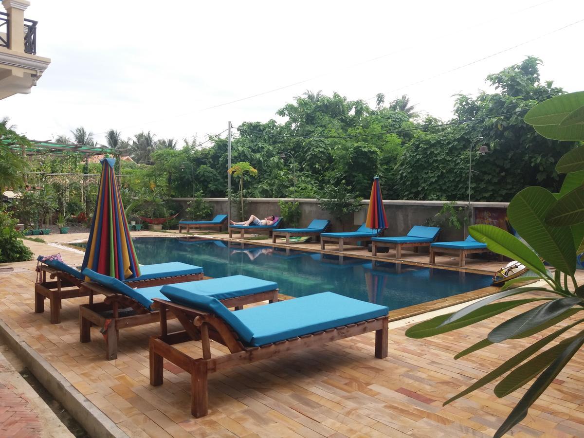 Blue Diamond Hostel Battambang Eksteriør bilde