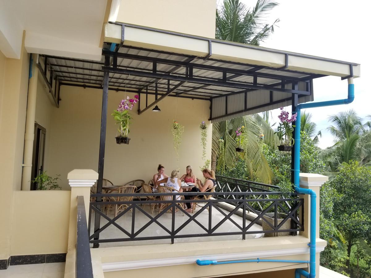 Blue Diamond Hostel Battambang Eksteriør bilde