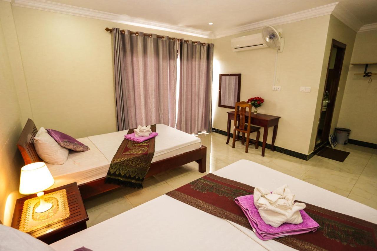 Blue Diamond Hostel Battambang Eksteriør bilde