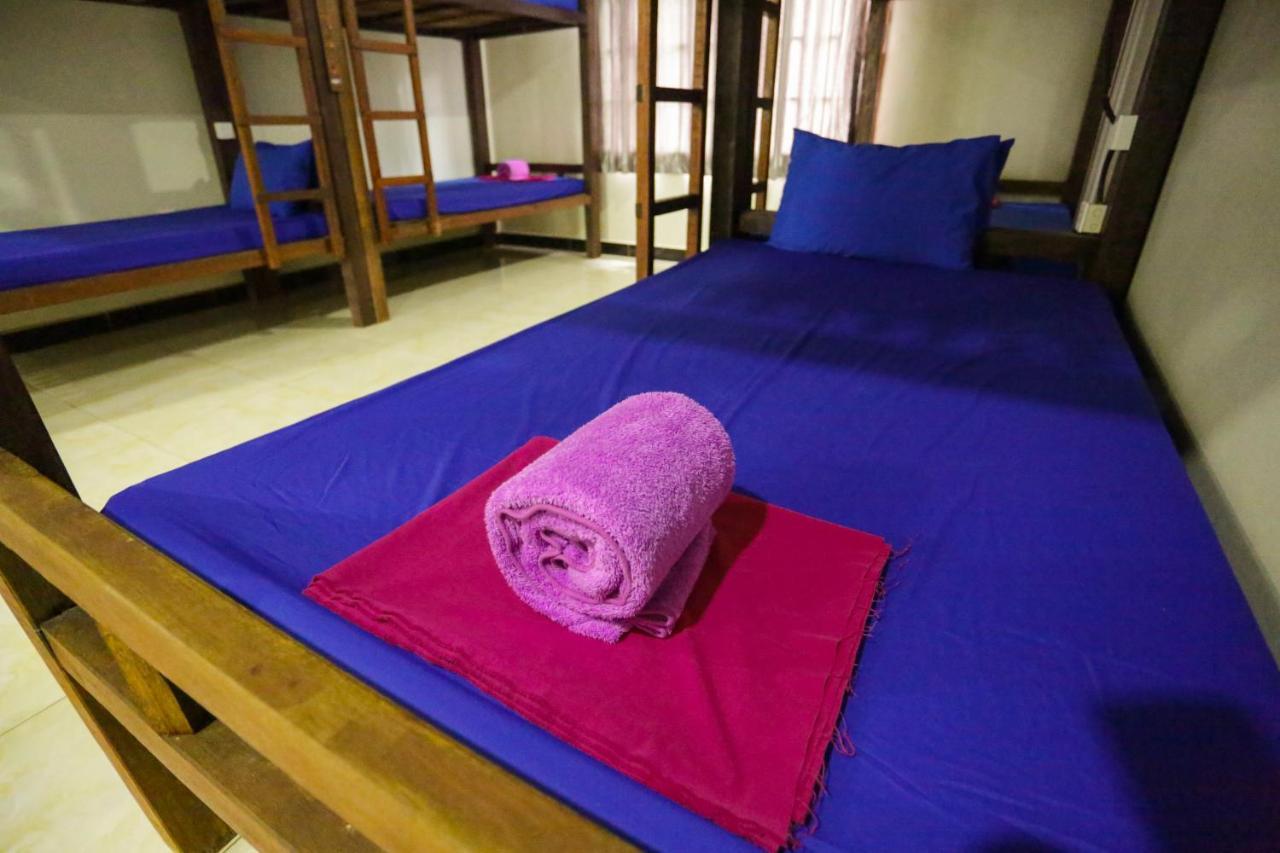 Blue Diamond Hostel Battambang Eksteriør bilde