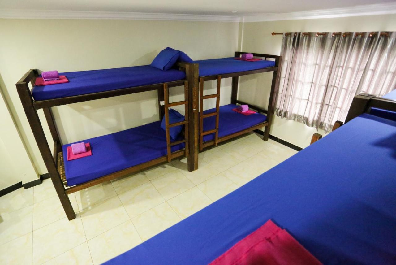 Blue Diamond Hostel Battambang Eksteriør bilde