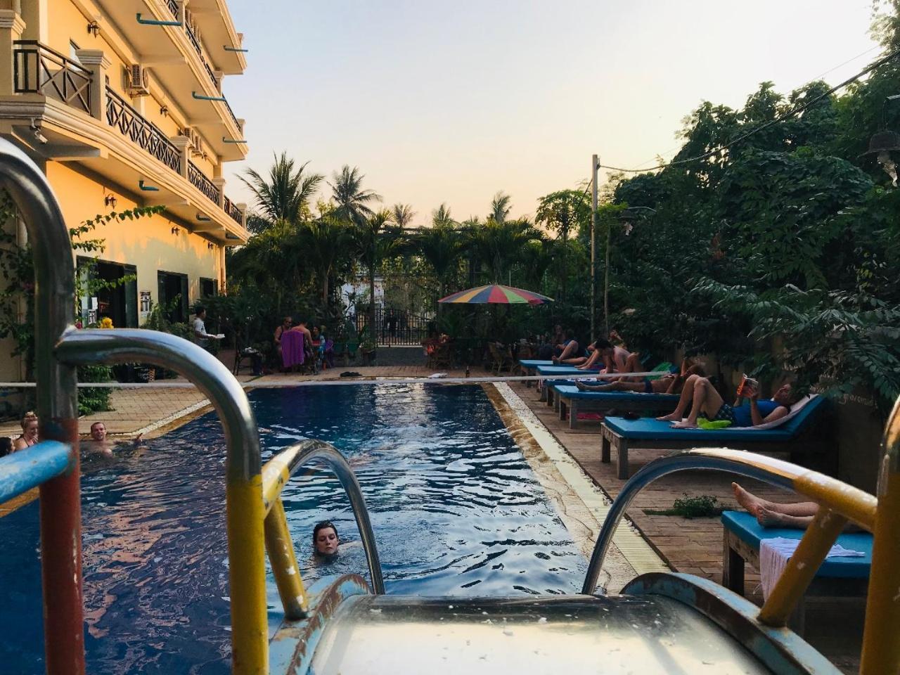 Blue Diamond Hostel Battambang Eksteriør bilde